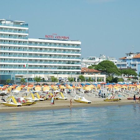 Hotel Columbus Lignano Sabbiadoro Ngoại thất bức ảnh